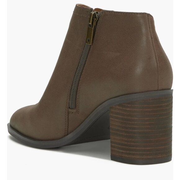 Lucky Brand Panally Leather Side Dip Block Heel Ankle Booties Women's Size 10 - Picture 2 of 10